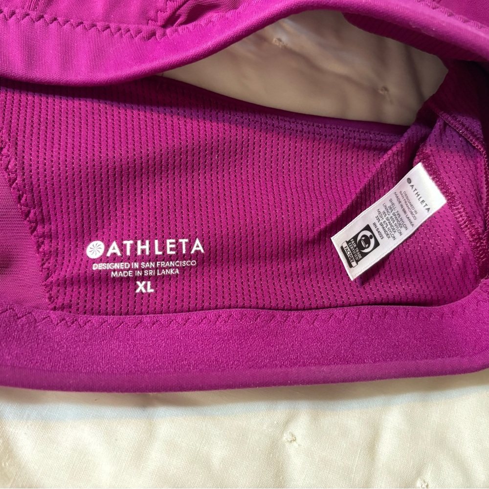 Athleta Sports Bra size XL